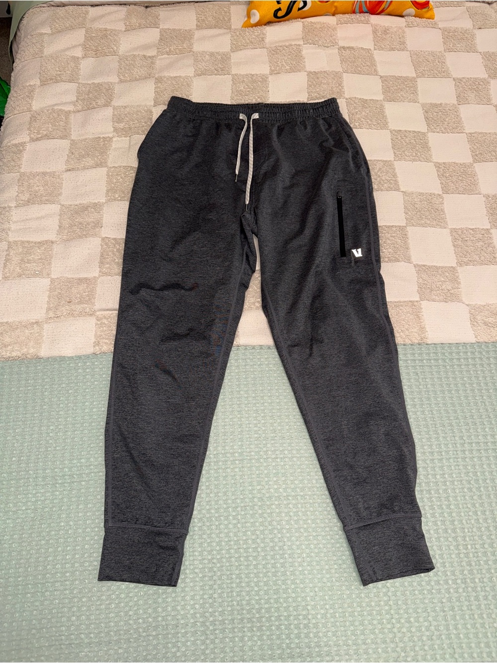 Vuori Sunday Performance Joggers size M